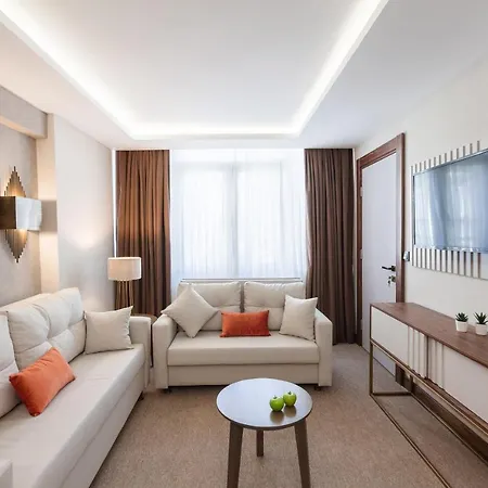 Hotel Sherry Karakoey