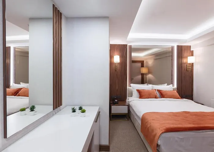 Hotel Sherry Karakoey