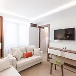 Sherry Karakoey Hotel