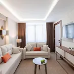 Hotel Sherry Karakoey