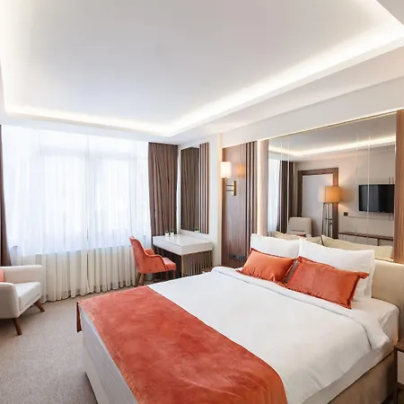 Sherry Karakoey Istambul