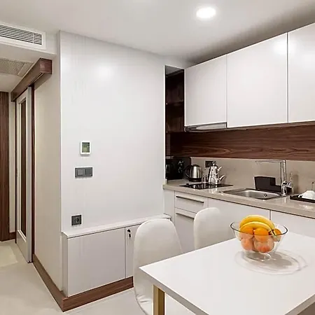 Hotel Sherry Karakoey 2*