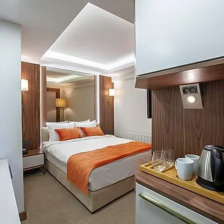 Sherry Karakoey Hotel