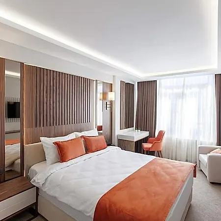 Sherry Karakoey Hotel