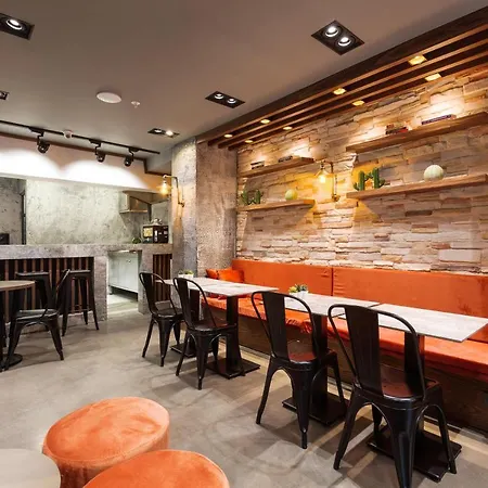Sherry Karakoey 酒店