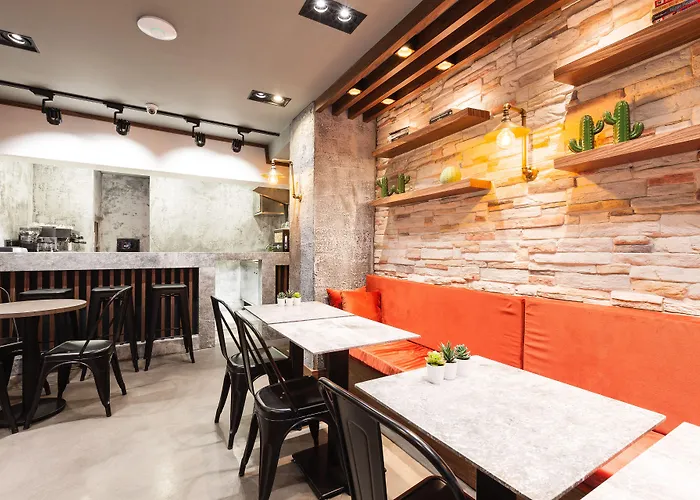 Hotel Sherry Karakoey 2*