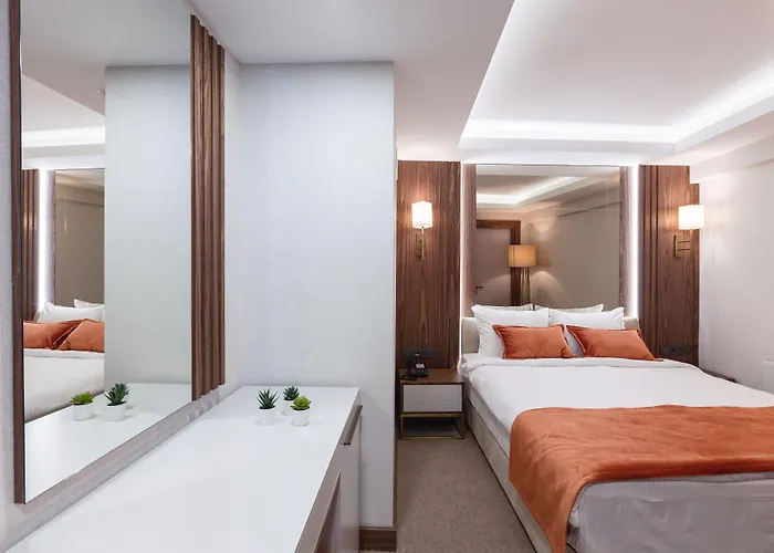 Sherry Karakoey Hotel 2*