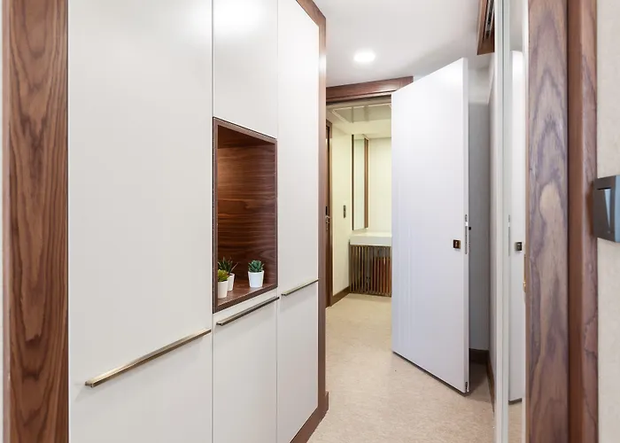 Hotel Sherry Karakoey 2*