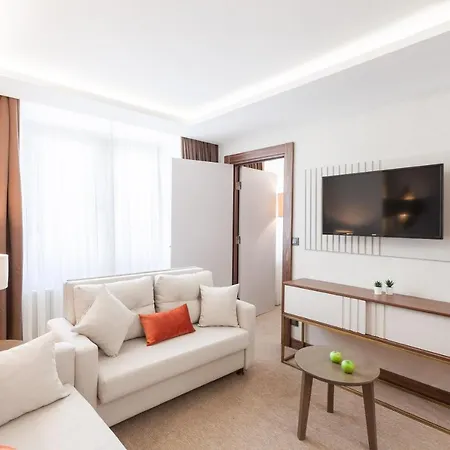 Sherry Karakoey Hotel